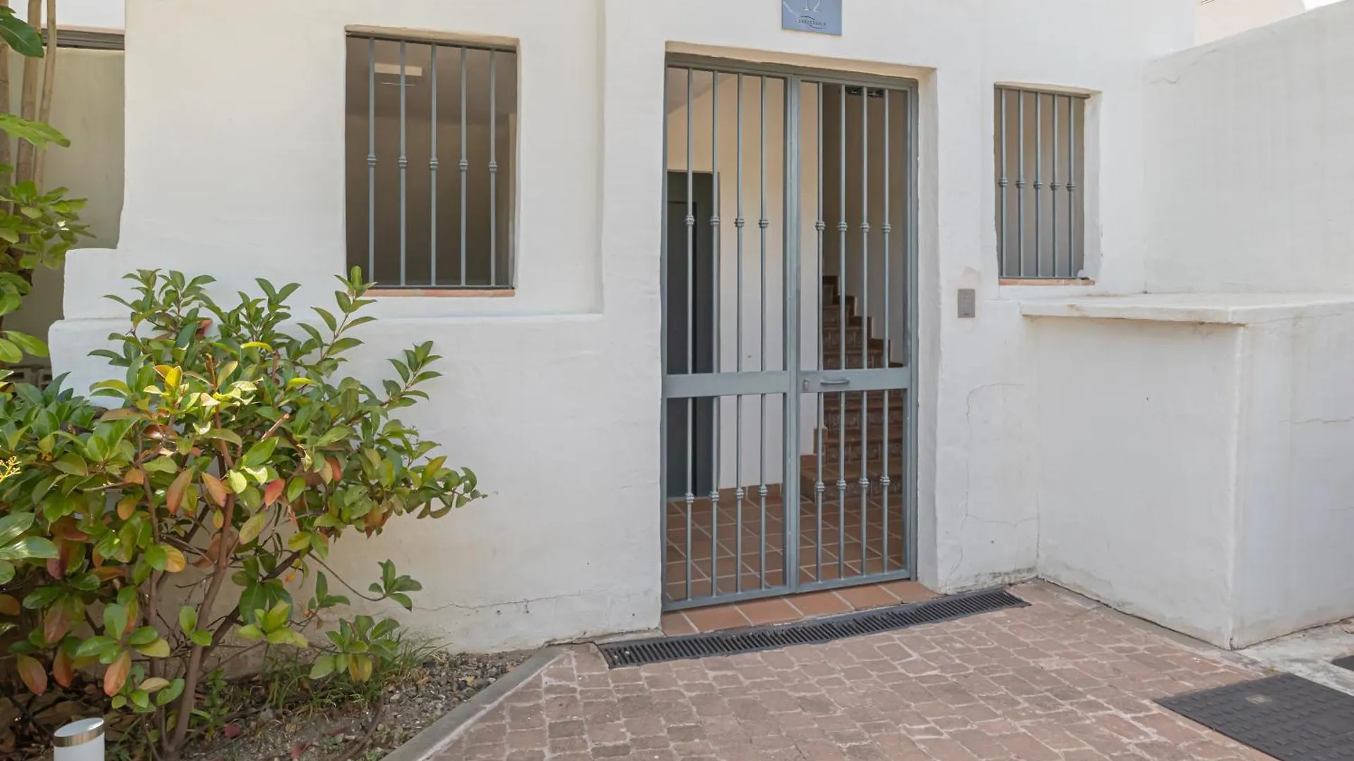 Sunset Golf Gold - Happy Rentals Estepona Apartment