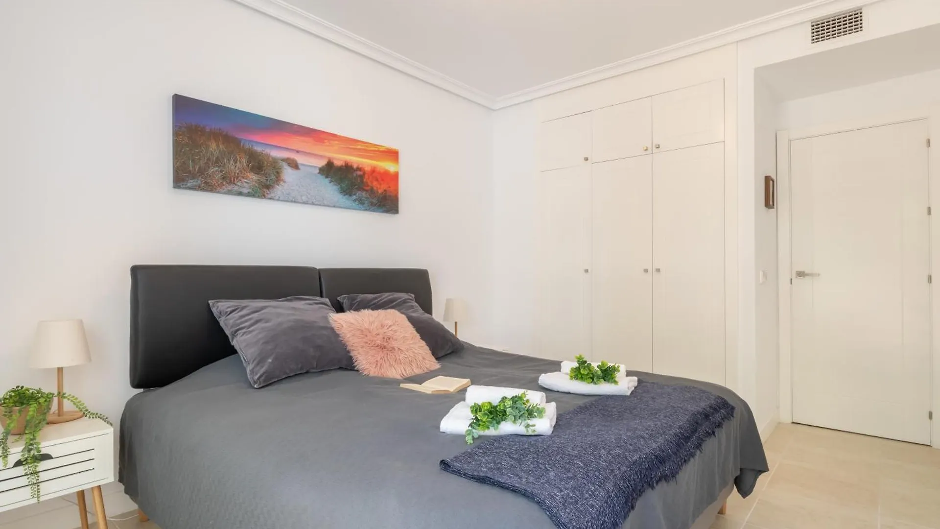 Sunset Golf Gold - Happy Rentals Estepona Apartament