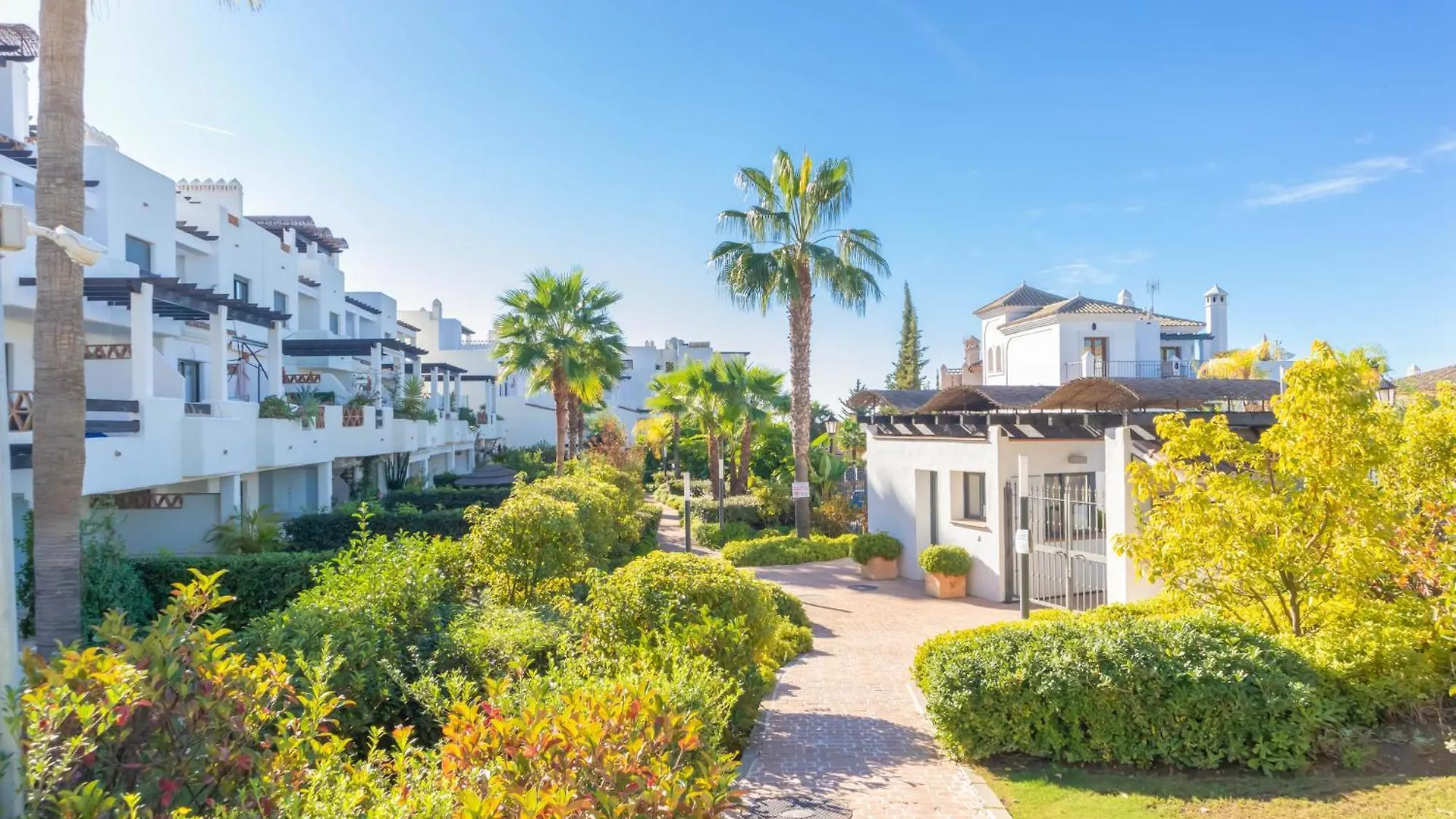 Sunset Golf Gold - Happy Rentals Estepona Apartament